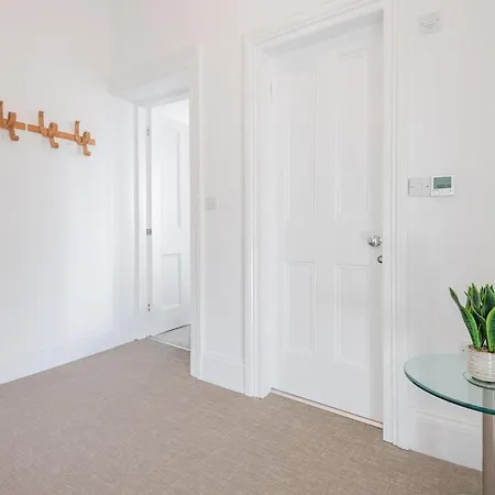 Luxury In Apartment *